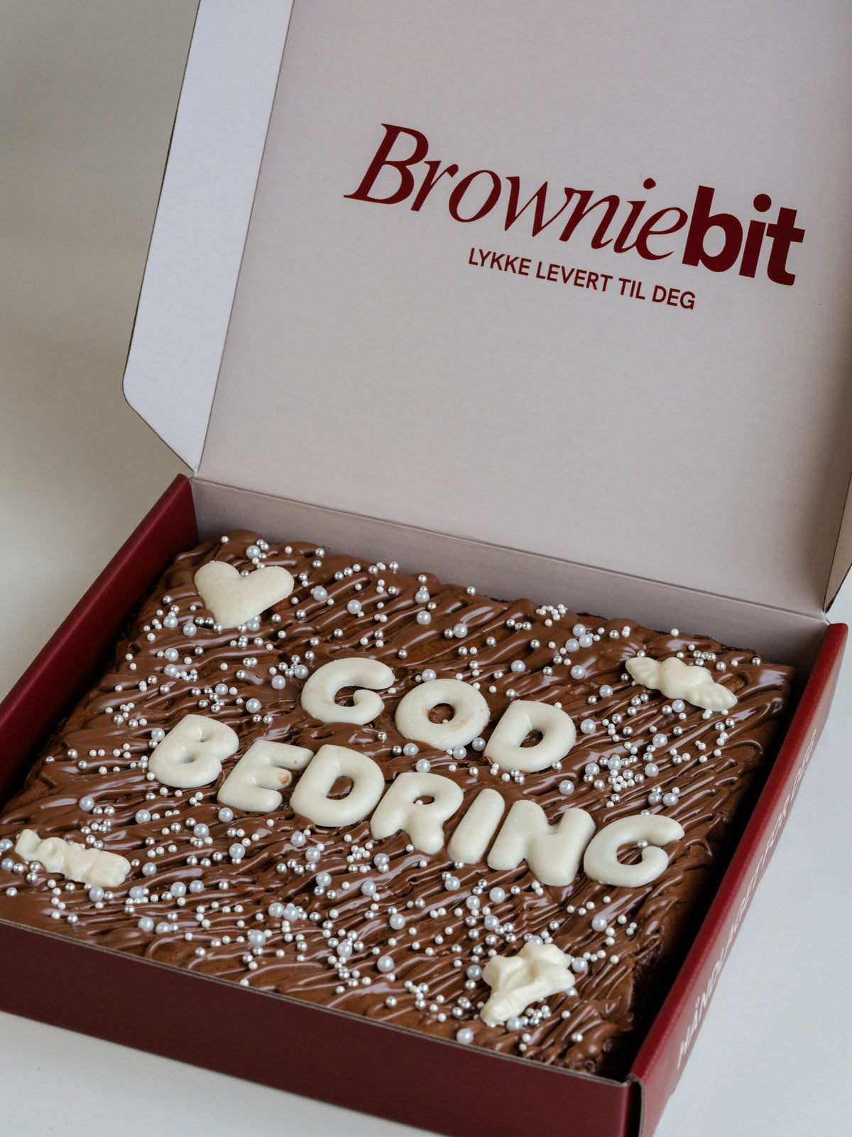 God bedring-brownie med personlig hilsen i Browniebit-gaveeske